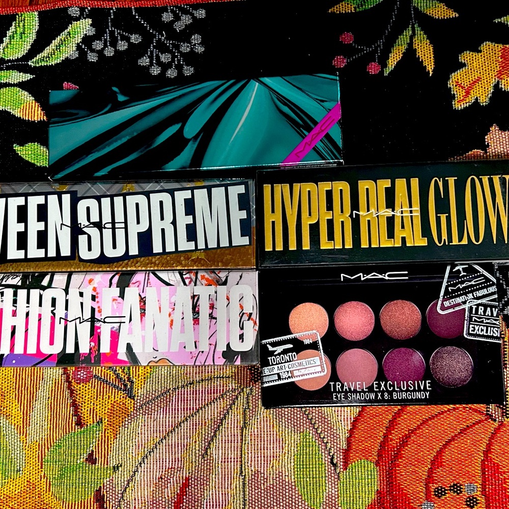 MAC Cosmetics Palette Bundle